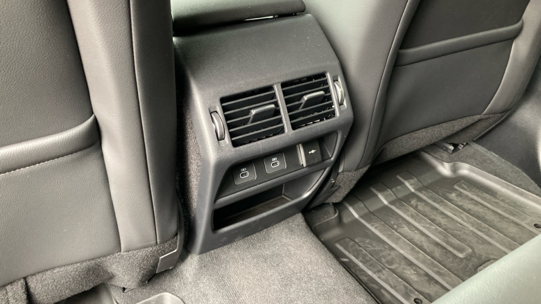 Land Rover Discovery Sport 1.5 P270e Dynamic SE 5dr Auto [5 Seat] Station Wagon